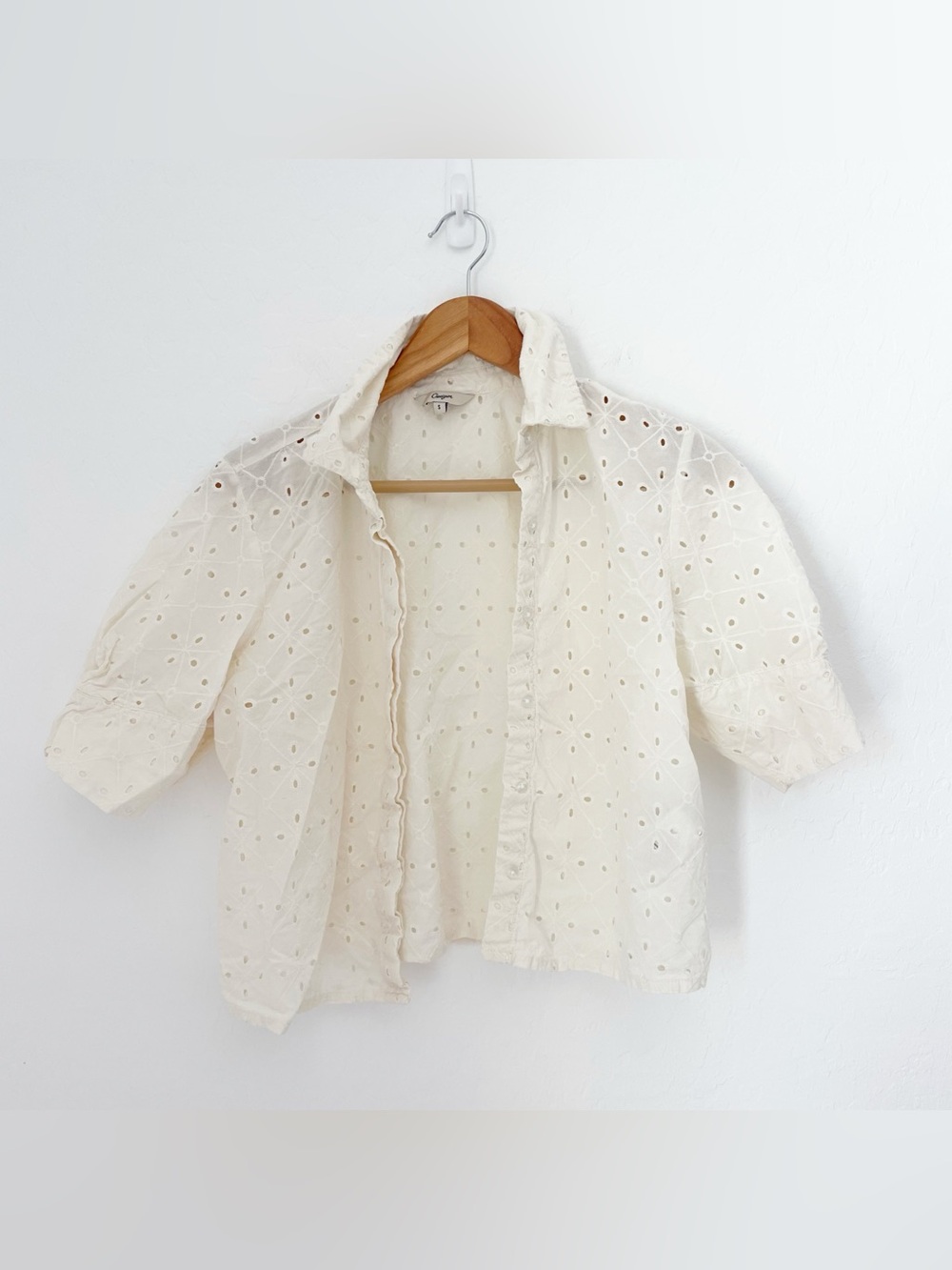 Chevignon classic ivory eyelet button-up shirt size small